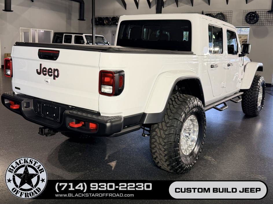 Used 2023 Jeep Gladiator Rubicon w/ Trailer Tow Package AWD/4WD image 14