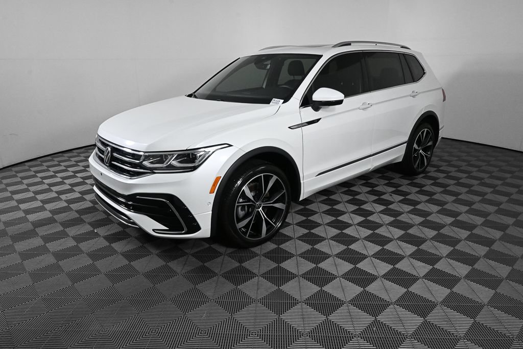 Used 2024 Volkswagen Tiguan SEL R-Line