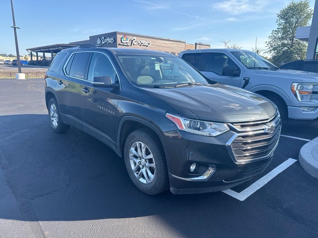 Used 2018 Chevrolet Traverse LT FWD image 12