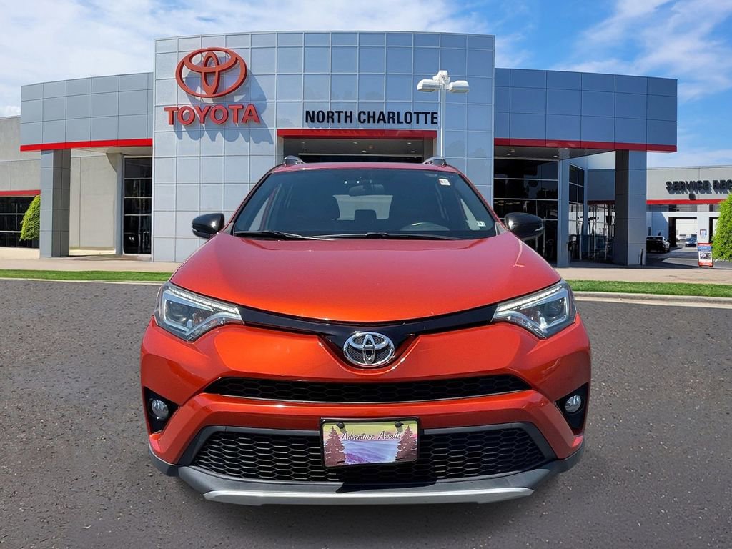 Used 2016 Toyota RAV4 SE AWD/4WD image 2