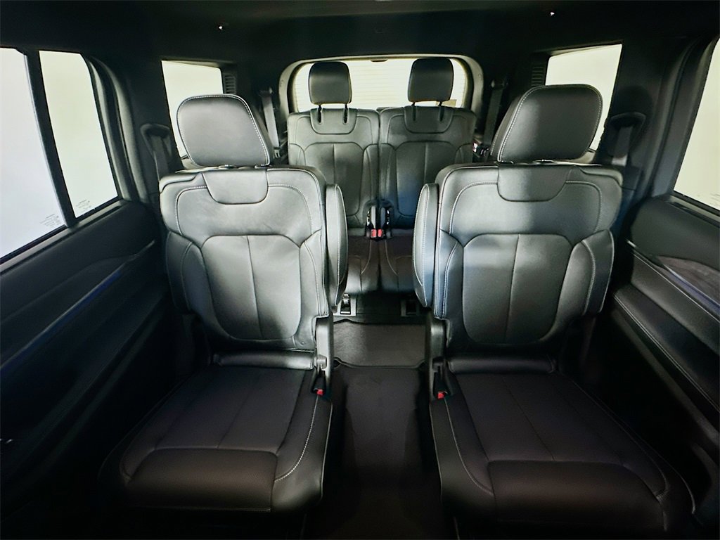 New 2025 Jeep Grand Cherokee L Overland w/ Luxury Tech Group IV image 10