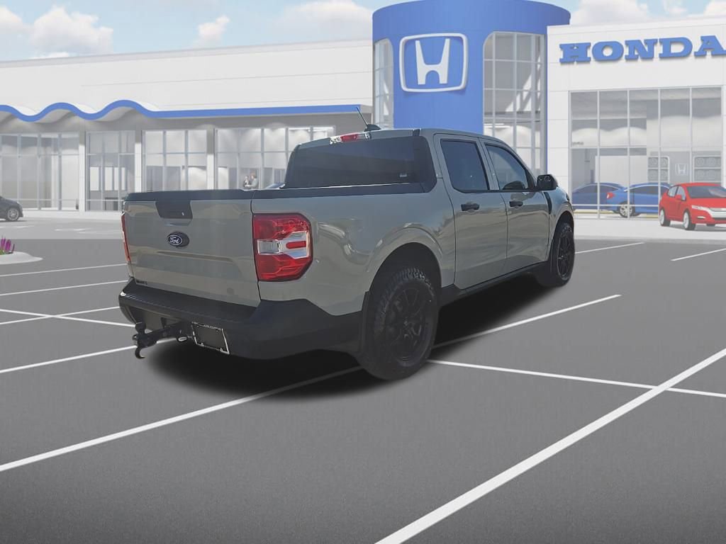 Used 2025 Ford Maverick XL w/ Equipment Group 102A image 9