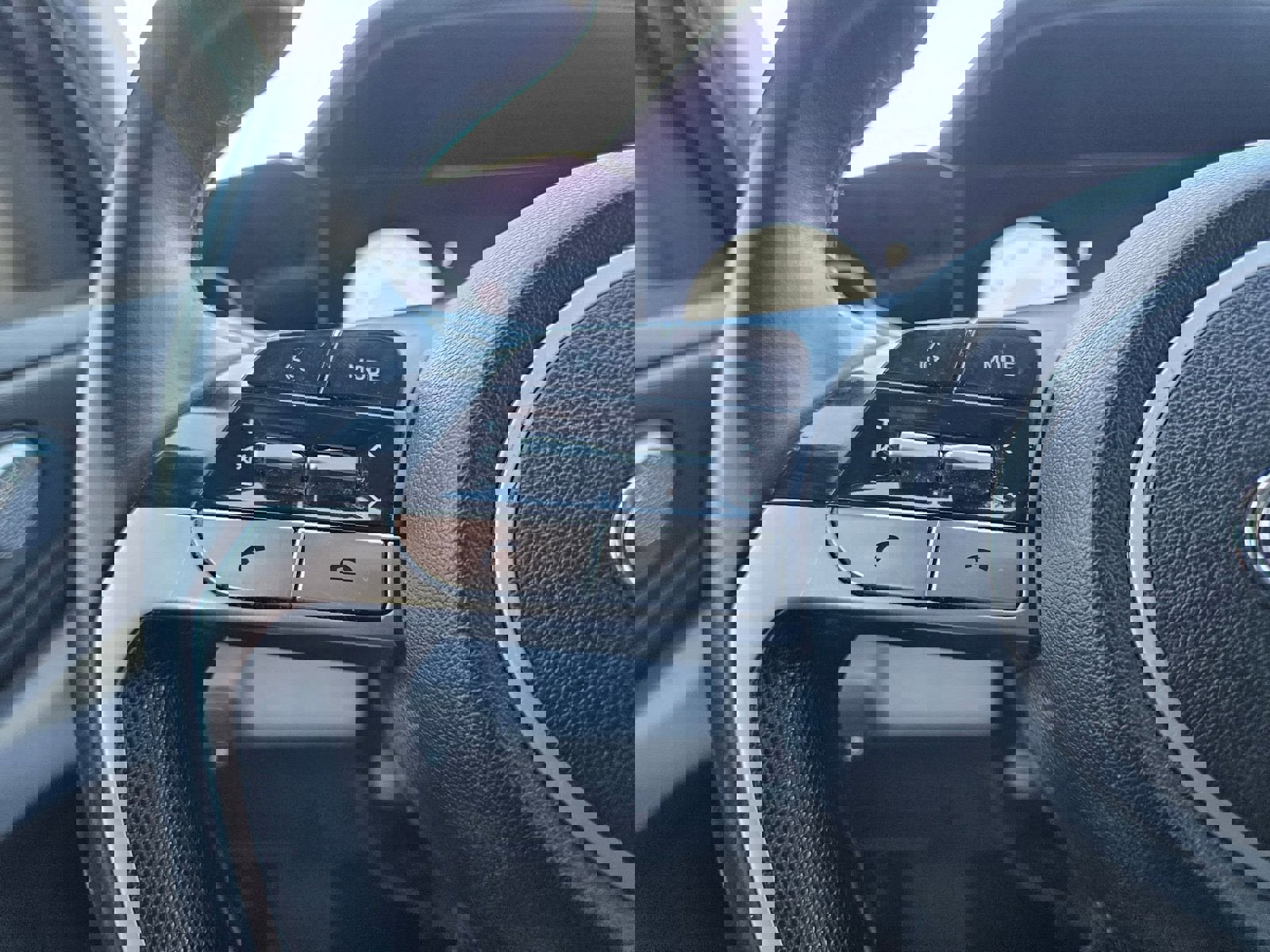 Used 2023 Hyundai Elantra SEL w/ Convenience Package image 12