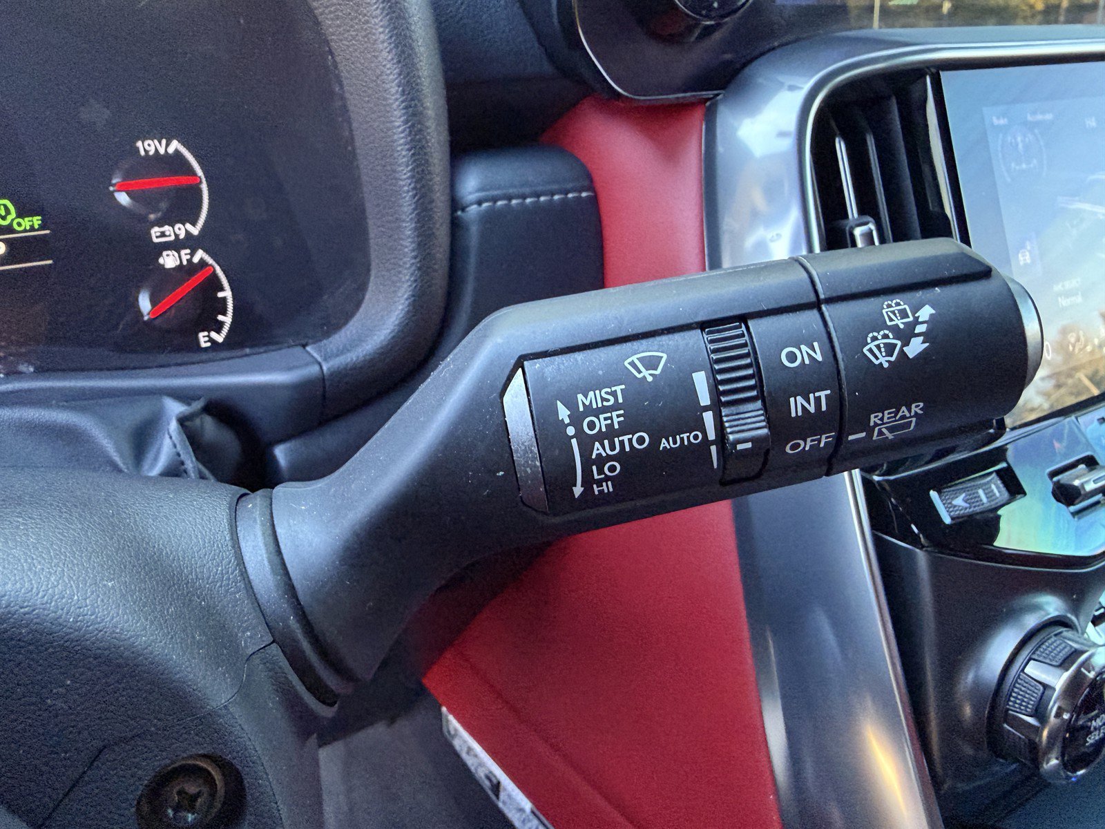Used 2024 Lexus LX 600 F Sport AWD/4WD image 24