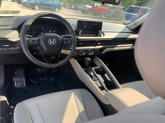 Used 2023 Honda Accord EX image 20