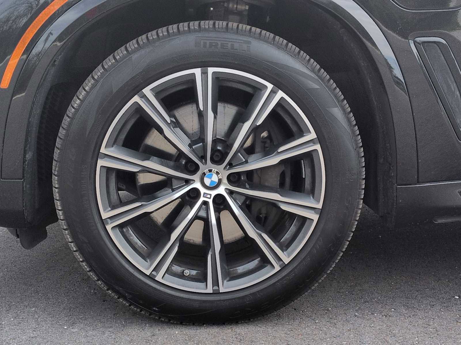 Used 2021 BMW X5 xDrive45e w/ M Sport Package AWD/4WD image 14