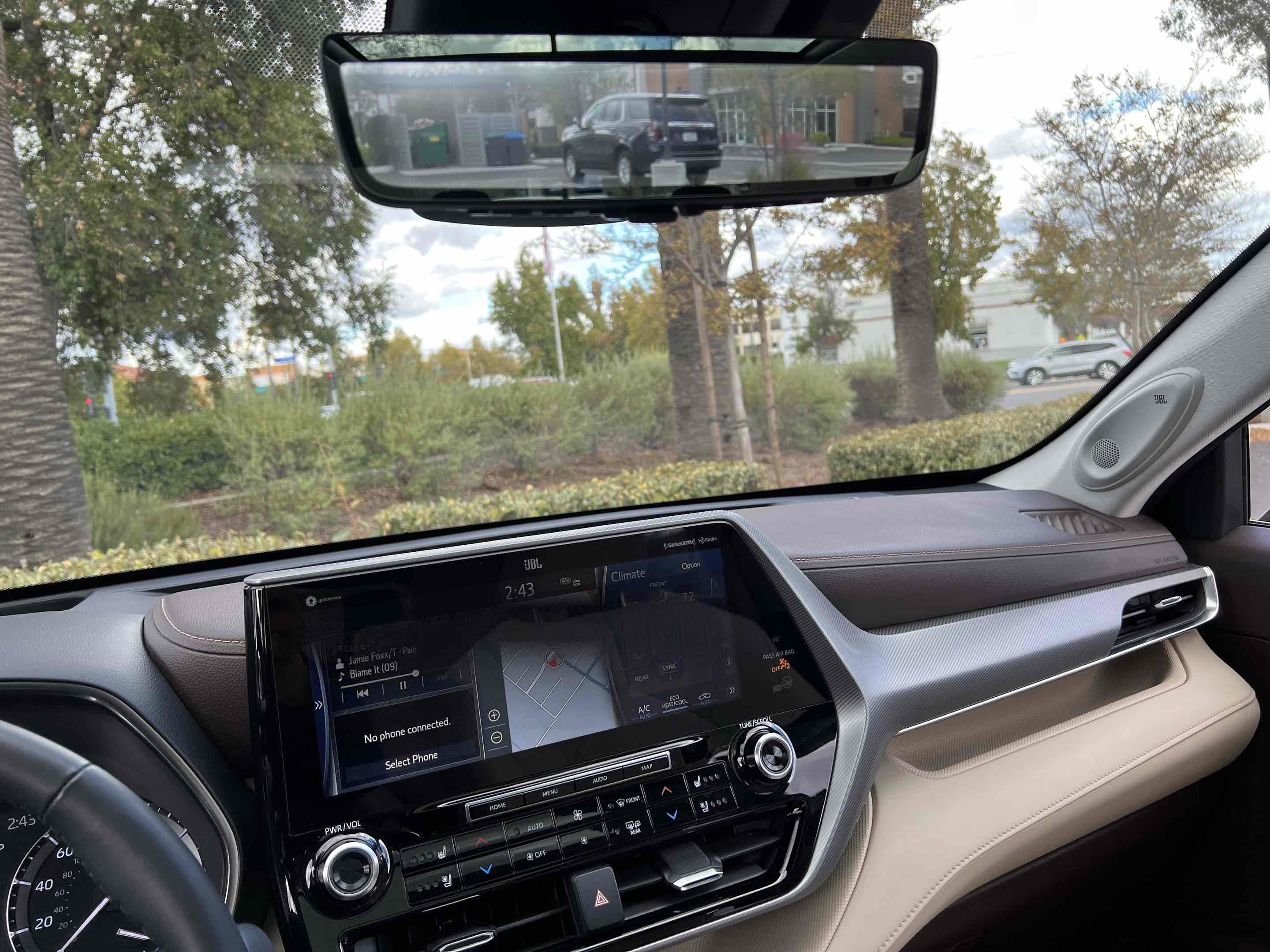 Used 2020 Toyota Highlander Platinum image 8