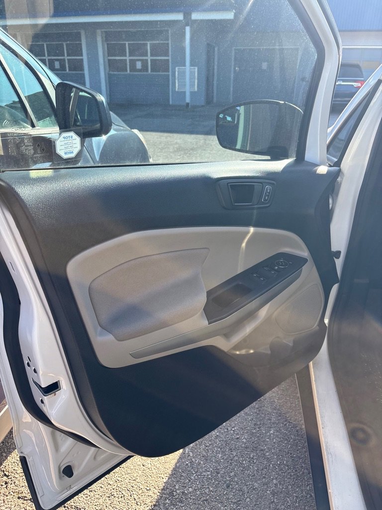 Used 2021 Ford EcoSport S AWD/4WD image 10