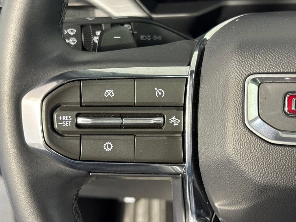 Certified 2026 GMC Acadia Elevation w/ Elevation Premium Package AWD/4WD image 20
