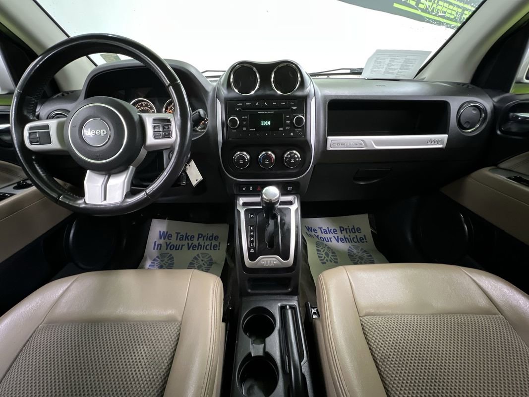 Used 2017 Jeep Compass Latitude AWD/4WD image 5