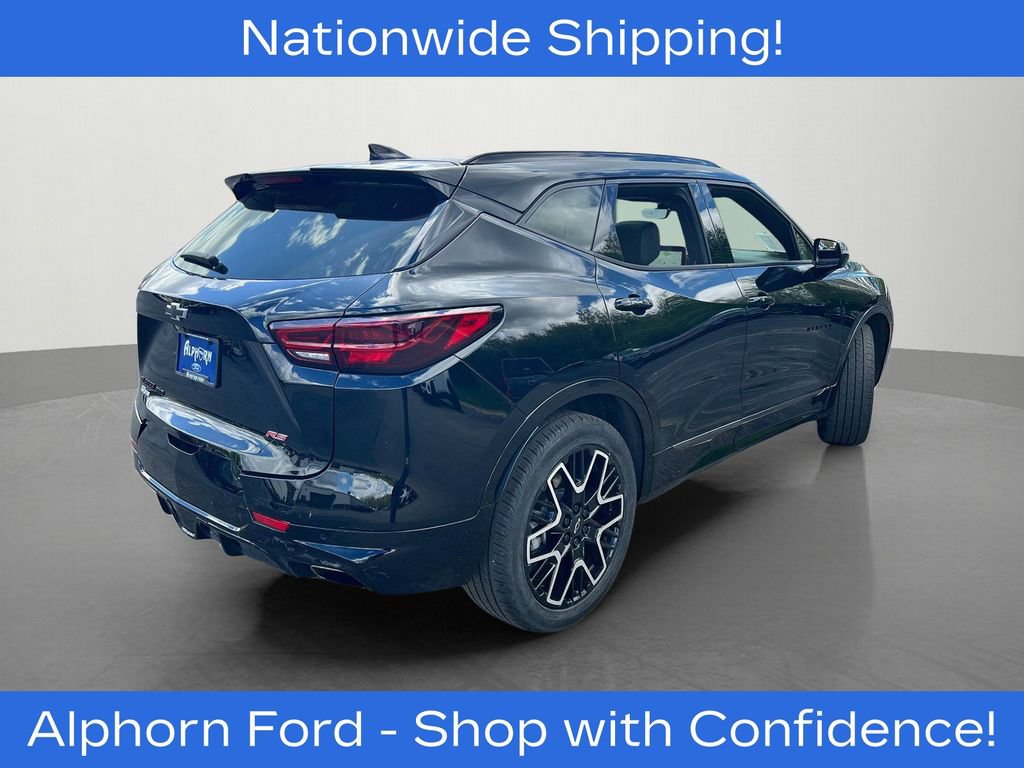 Used 2024 Chevrolet Blazer RS w/ Driver Confidence II Package AWD/4WD image 3
