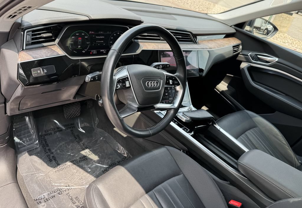 Used 2019 Audi e-tron Premium Plus AWD/4WD image 18