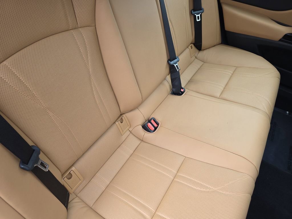 Used 2024 Lexus ES 350 Luxury w/ Accessory Package (Z2) image 24