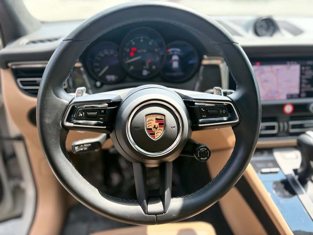 Used 2022 Porsche Macan GTS AWD/4WD image 12