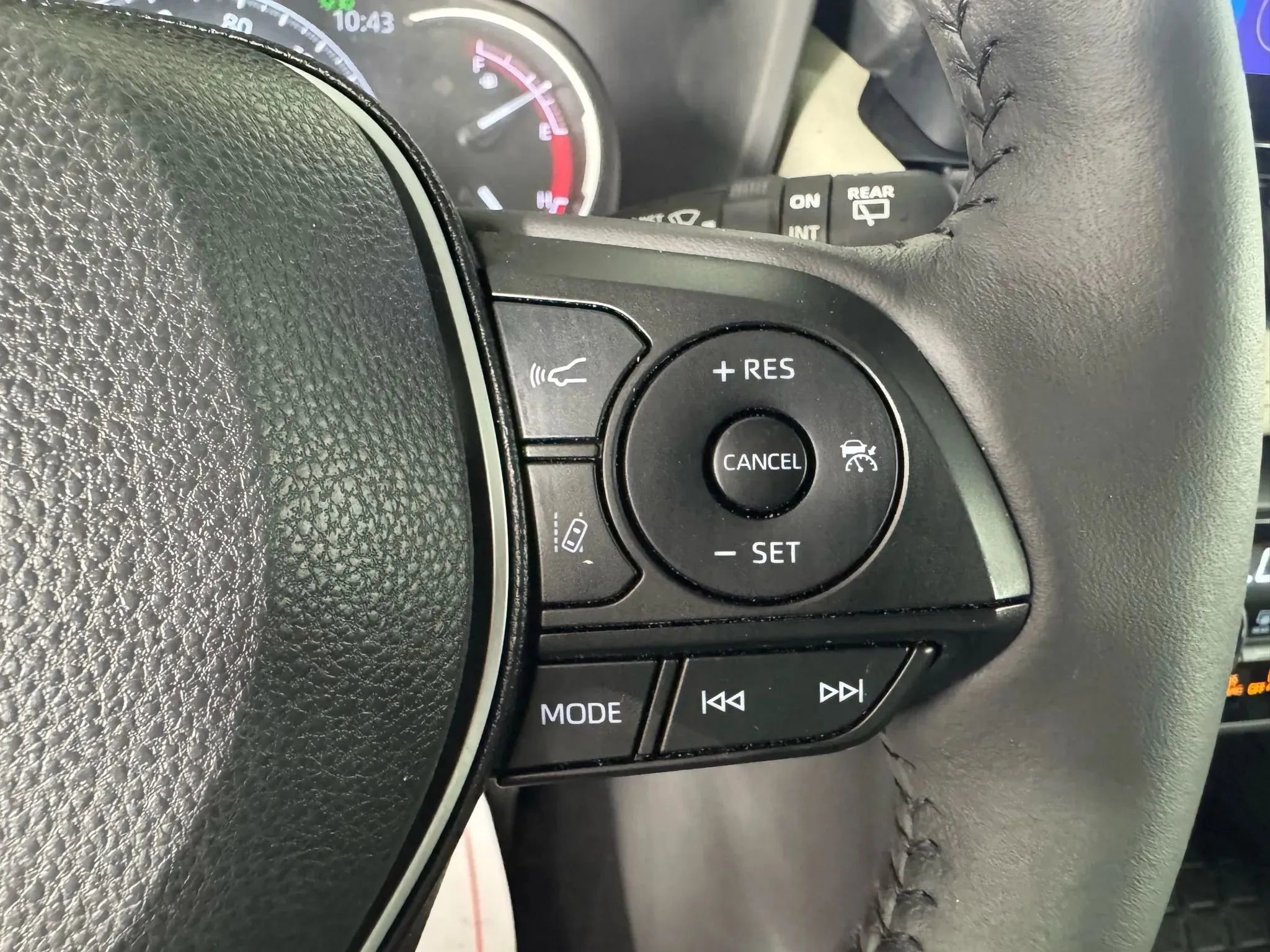 Used 2025 Toyota RAV4 XLE Premium w/ Weather Package AWD/4WD image 16