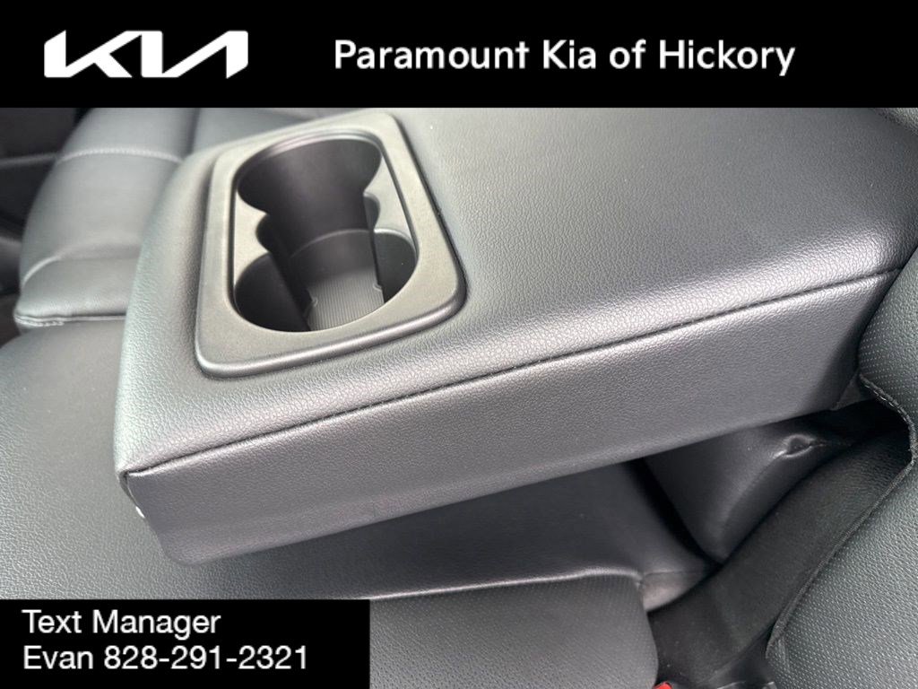 Used 2025 Kia Telluride EX image 19