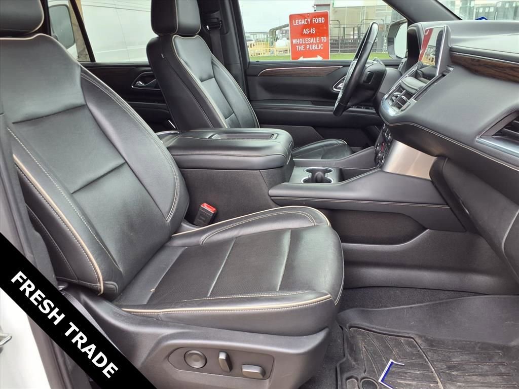 Used 2021 Chevrolet Tahoe Premier w/ Premium Package RWD image 28