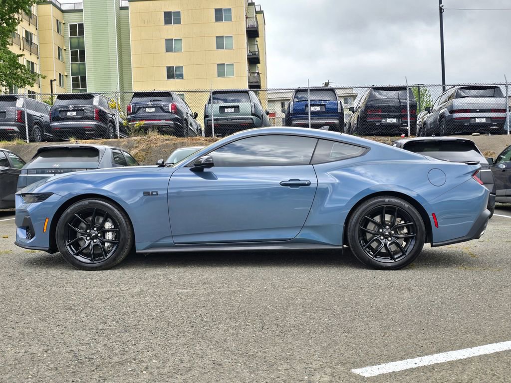 Used 2024 Ford Mustang GT RWD image 4