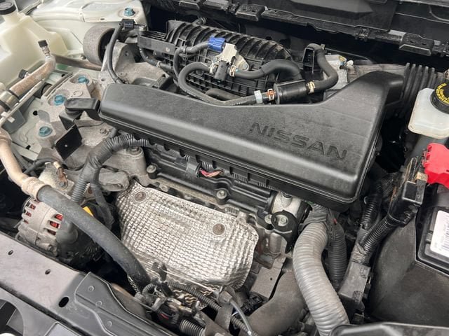 Used 2020 Nissan Rogue SV FWD image 31