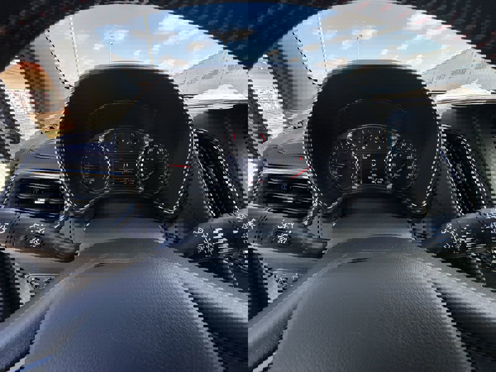 Used 2022 Chevrolet Equinox RS w/ LPO, Floor Liner Package FWD image 12