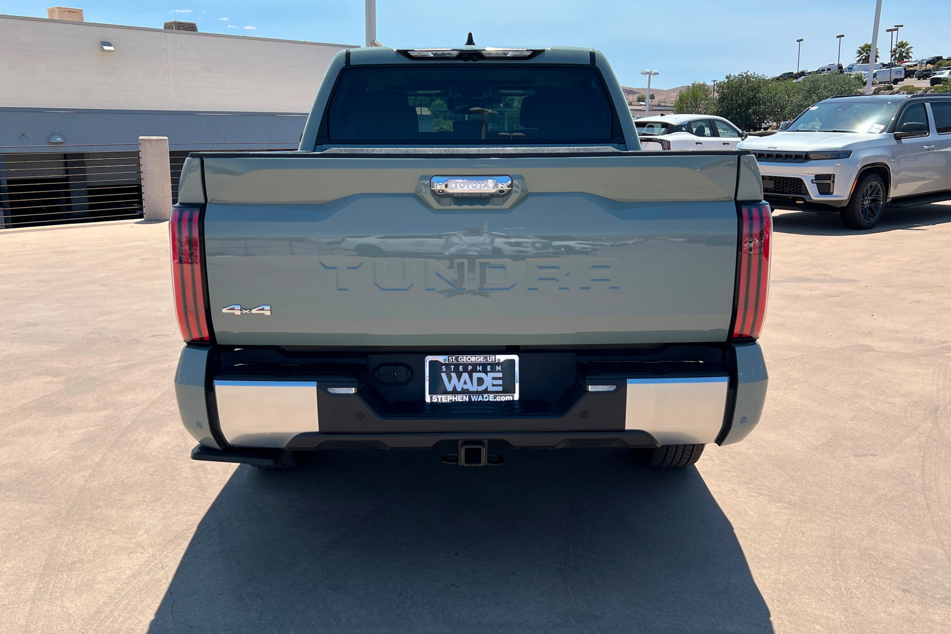 Used 2024 Toyota Tundra Limited AWD/4WD image 5