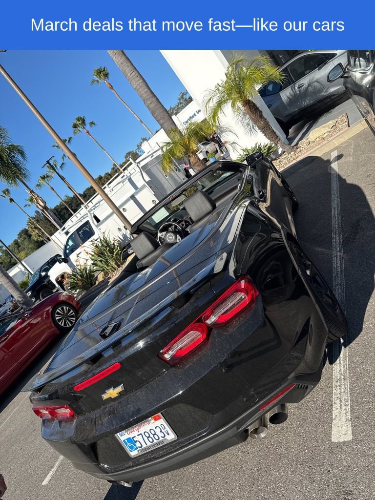 Used 2023 Chevrolet Camaro LT w/ Technology Package image 2