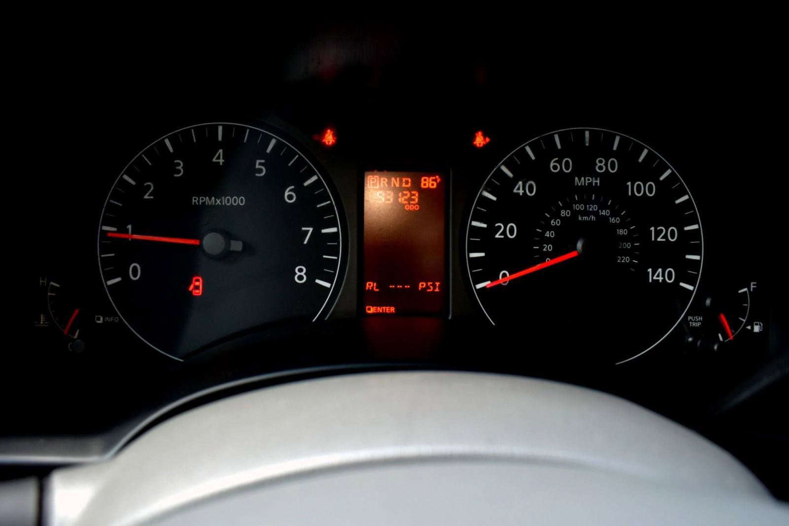 Used 2016 Nissan NV 3500 SV w/ SV Technology Package image 17