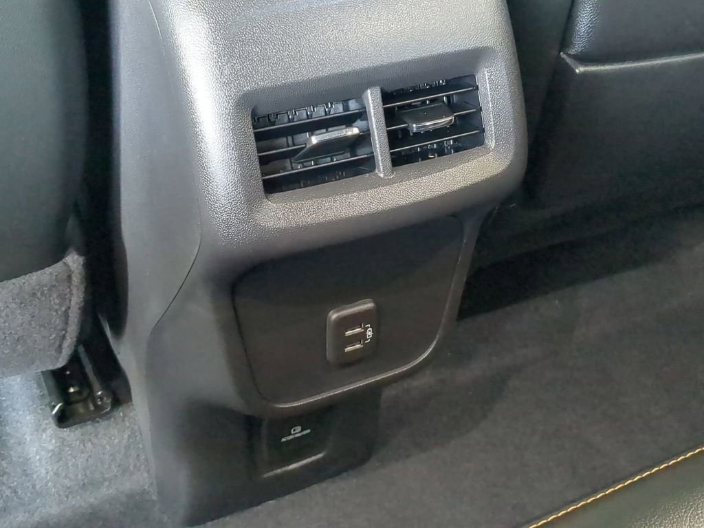 Used 2022 GMC Terrain AT4 w/ Tech Package image 25