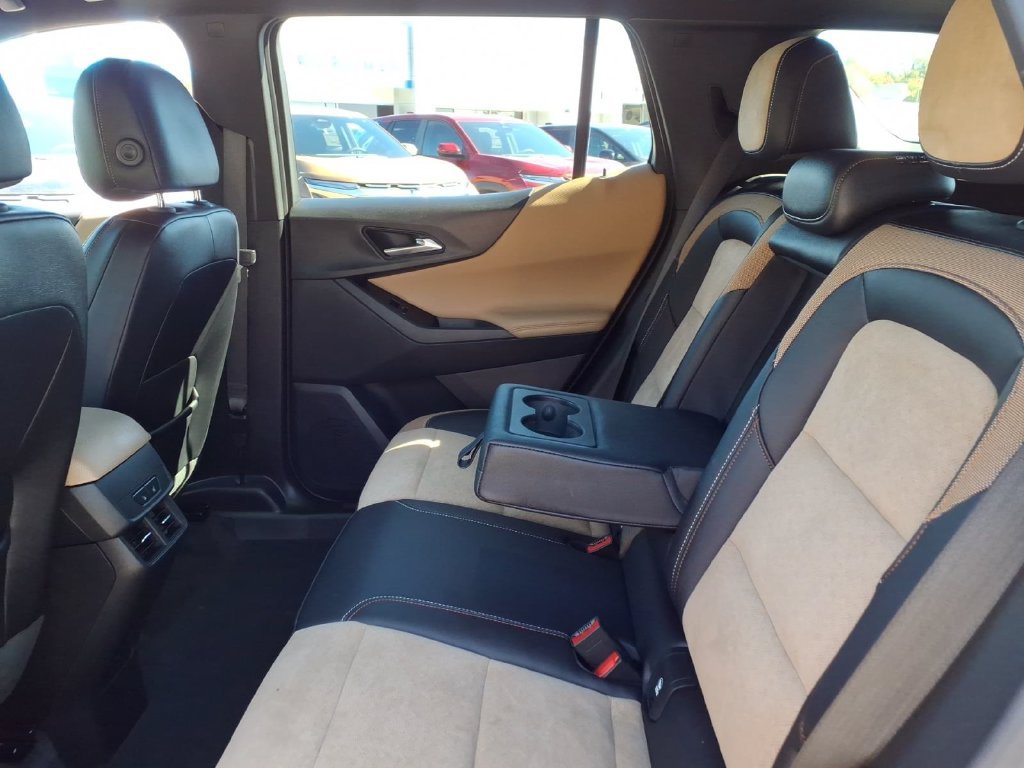 Certified 2025 Chevrolet Equinox ACTIV w/ Convenience Package III FWD image 14