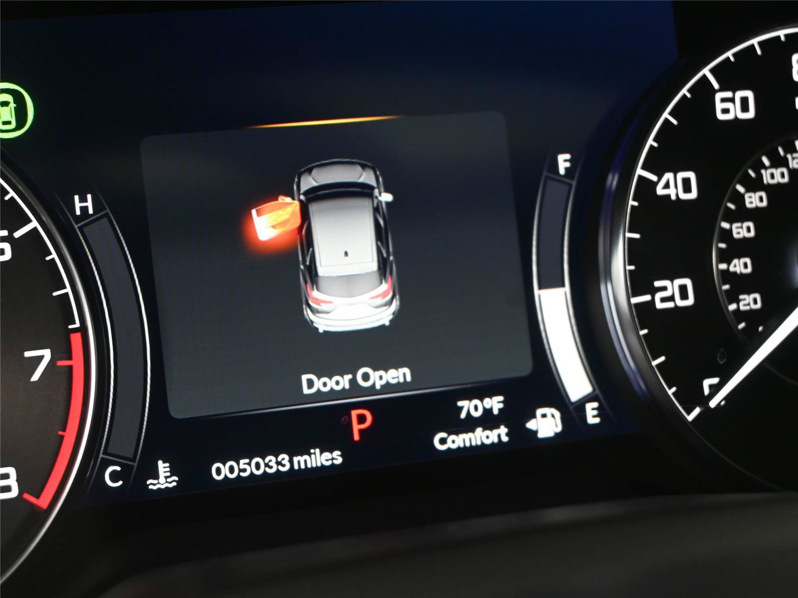 Used 2024 Acura RDX SH-AWD w/ Advance Package image 3