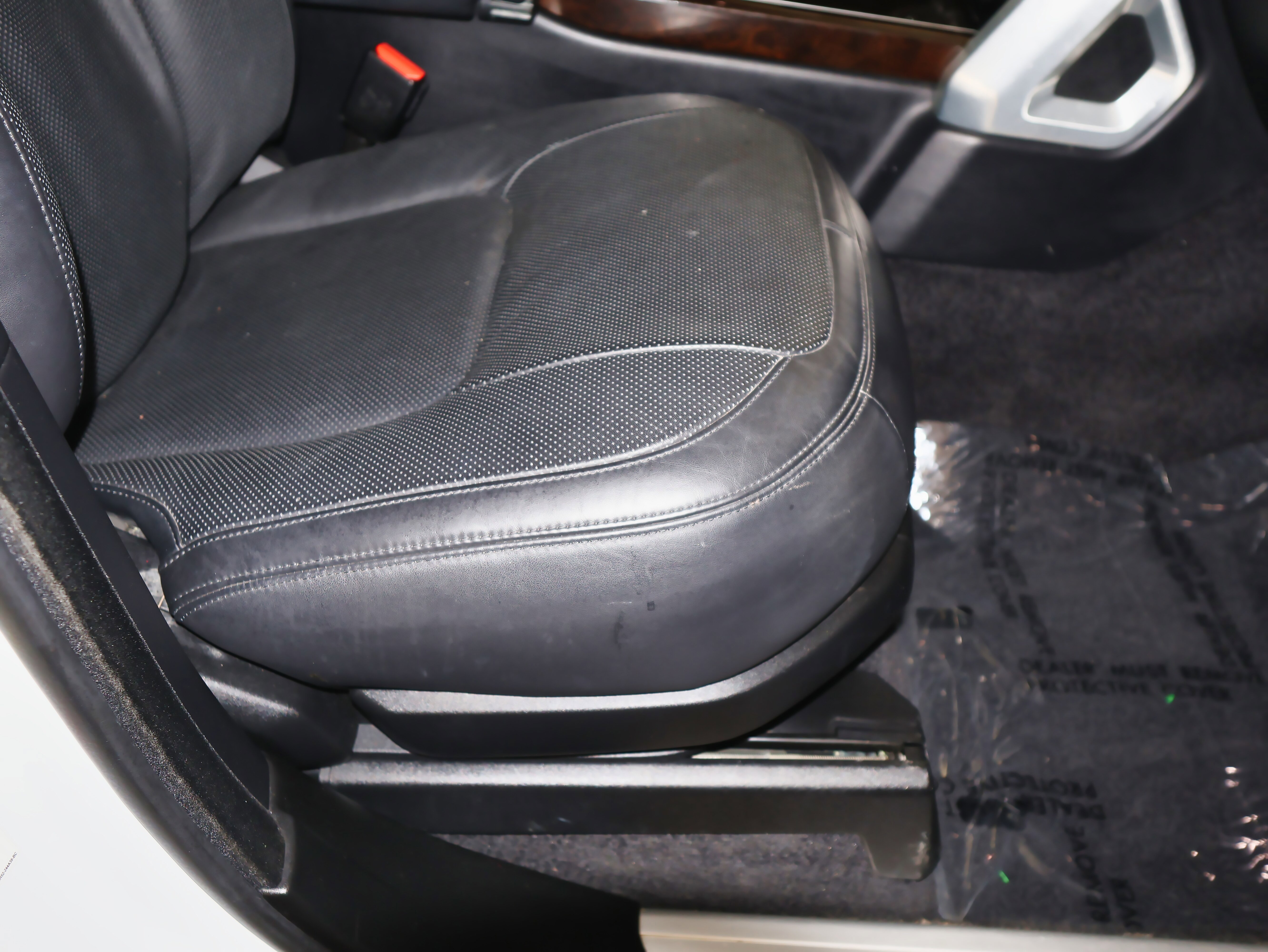 Used 2020 Land Rover Range Rover HSE image 45