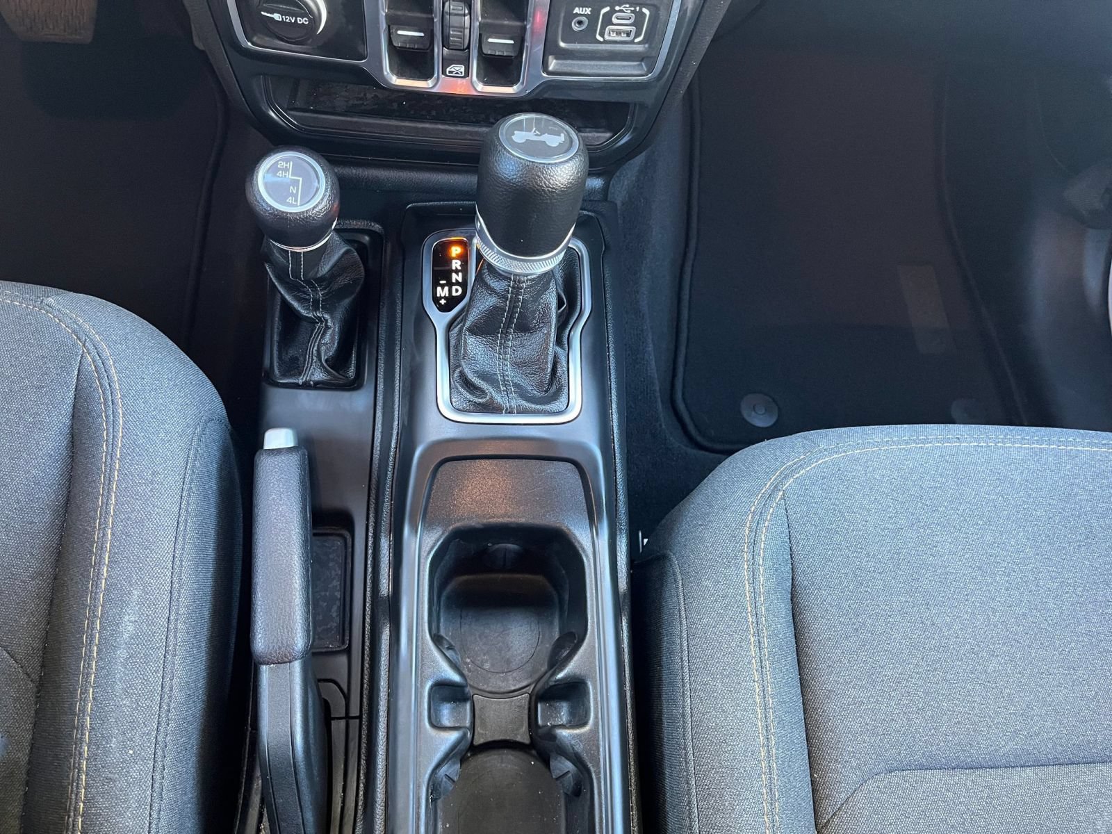 Used 2025 Jeep Wrangler Unlimited Sport AWD/4WD image 41