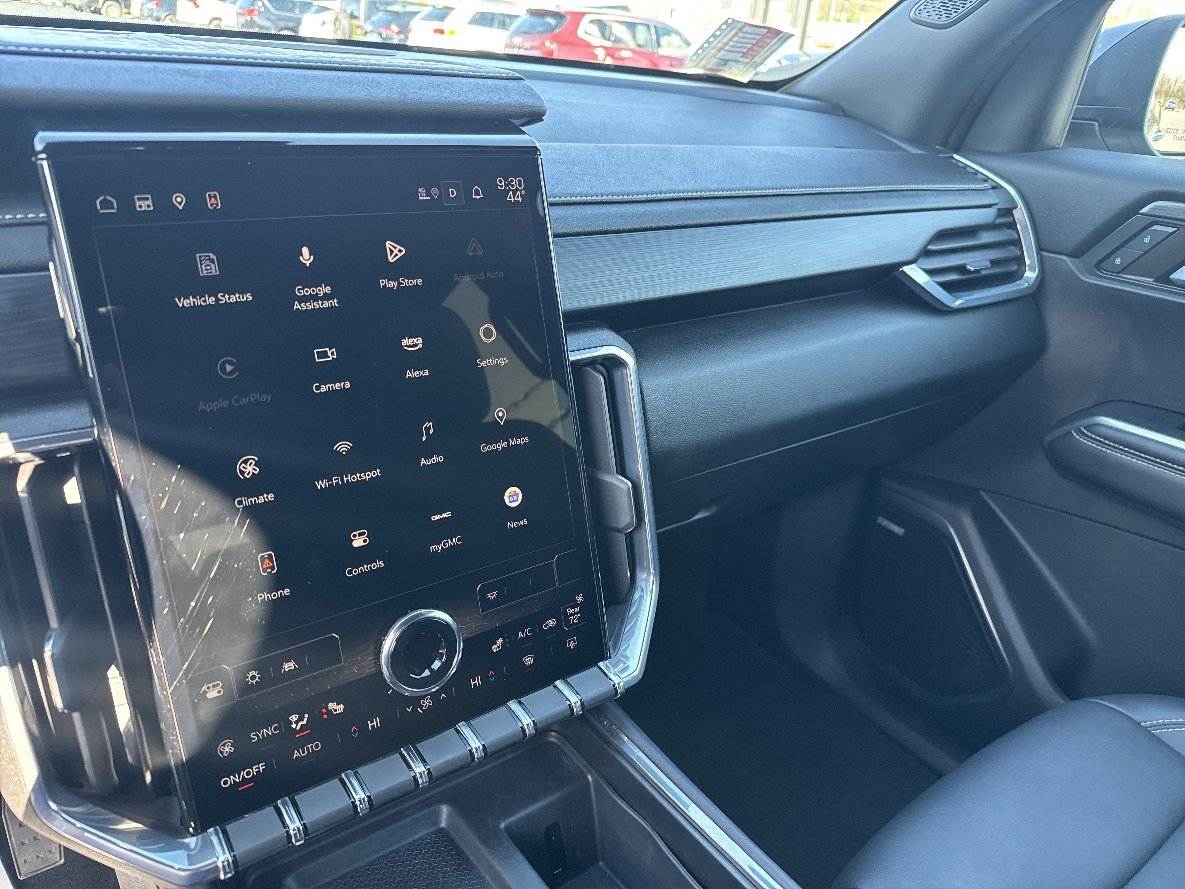 Used 2024 GMC Acadia Elevation w/ LPO, Floor Liner Package image 23