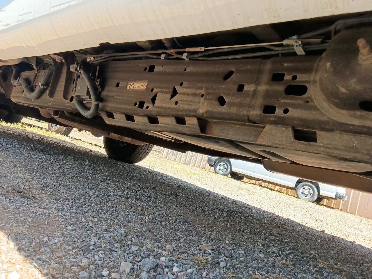 Used 2018 GMC Savana 2500 G2500 Cargo w/ Driver Convenience Package image 33