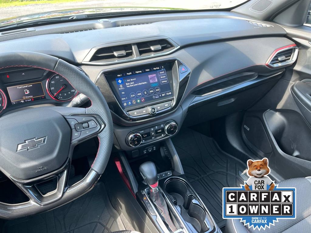 Used 2022 Chevrolet TrailBlazer RS w/ Sun and Liftgate Package image 13