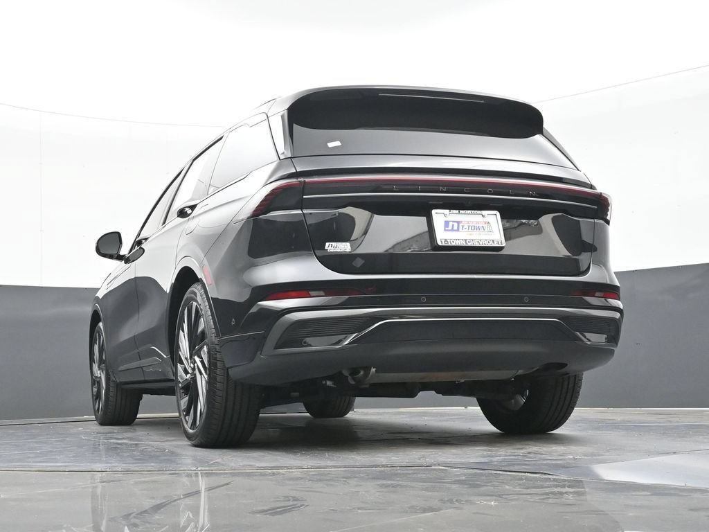 Used 2024 Lincoln Nautilus Reserve w/ Equipment Group 202A AWD/4WD image 45