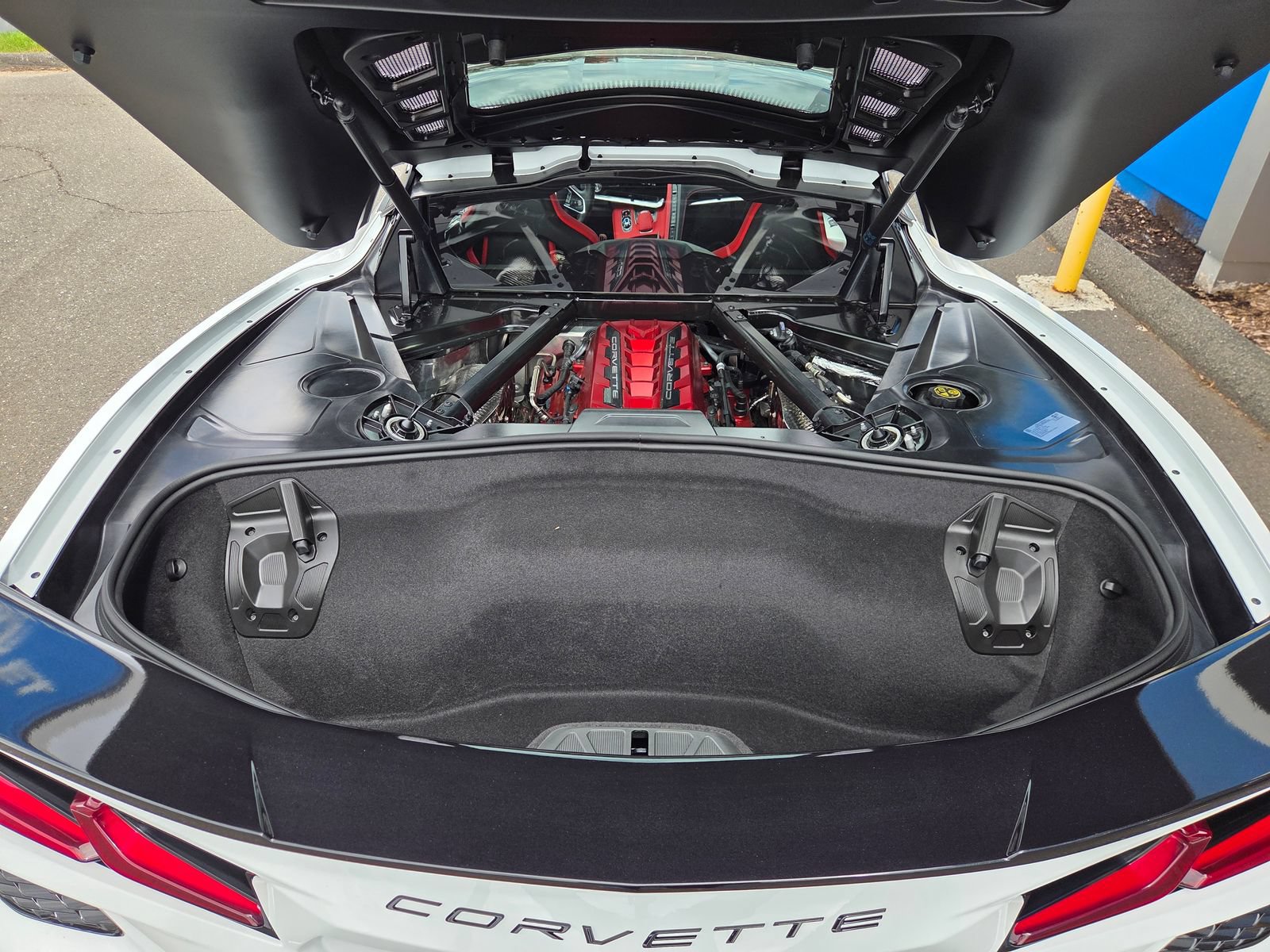 Used 2023 Chevrolet Corvette Stingray Preferred Cpe w/ Battery Protection Package RWD image 30