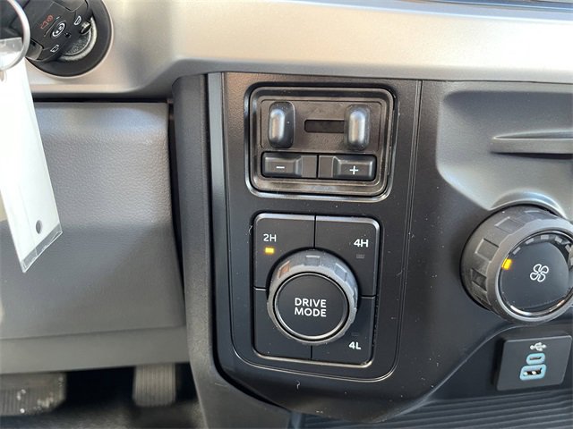 New 2026 Ford F550 4x4 Supercab Super Duty image 19