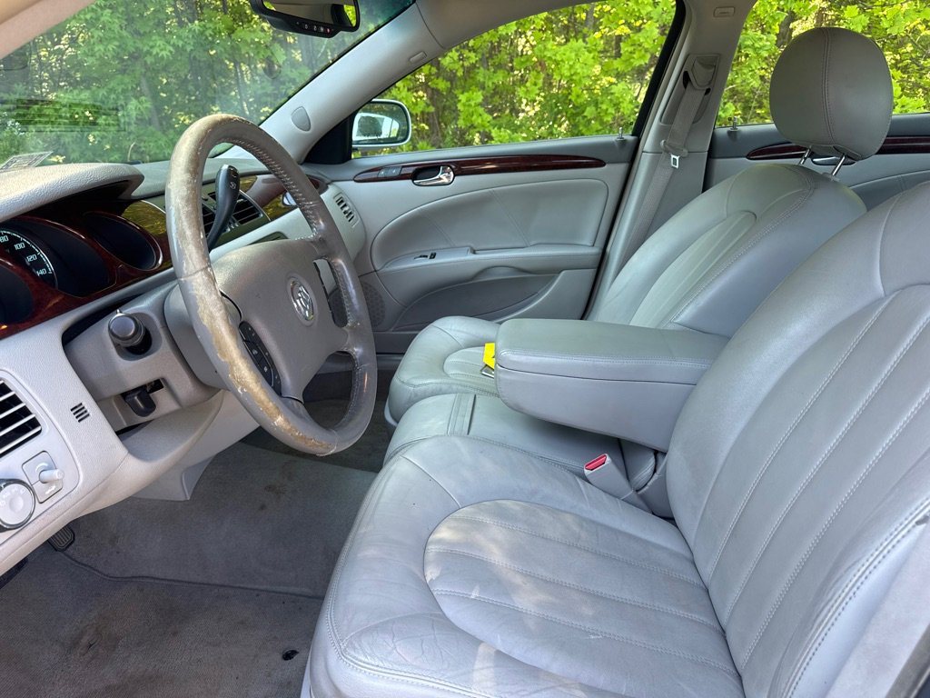 Used 2009 Buick Lucerne CXL FWD image 9