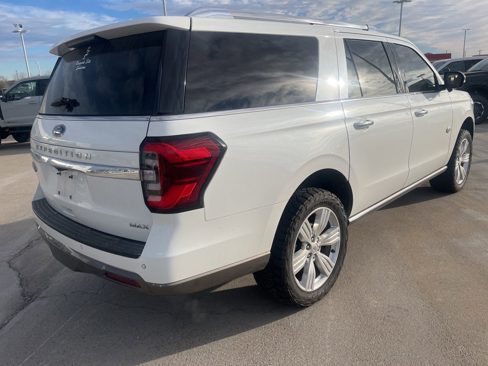 Used 2023 Ford Expedition Max King Ranch image 8