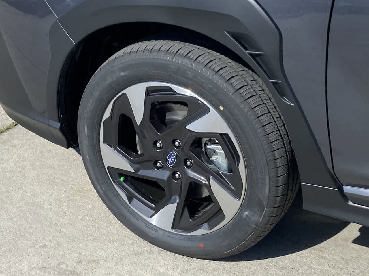 Used 2025 Subaru Crosstrek 2.5i Limited w/ Crosstrek Mirror Package image 12