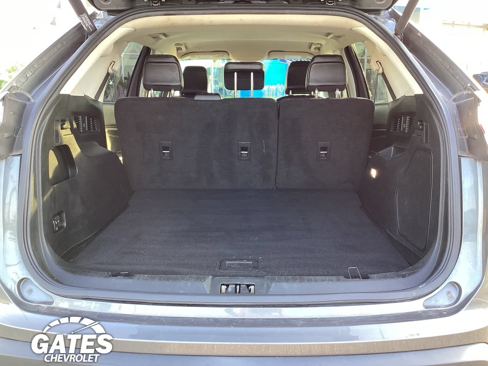 Used 2022 Ford Edge Titanium AWD/4WD image 11