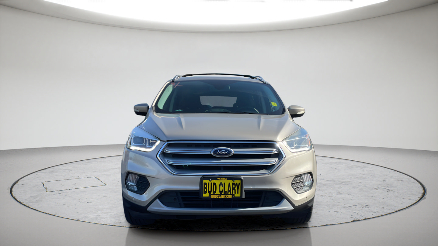 Used 2018 Ford Escape Titanium AWD/4WD image 2