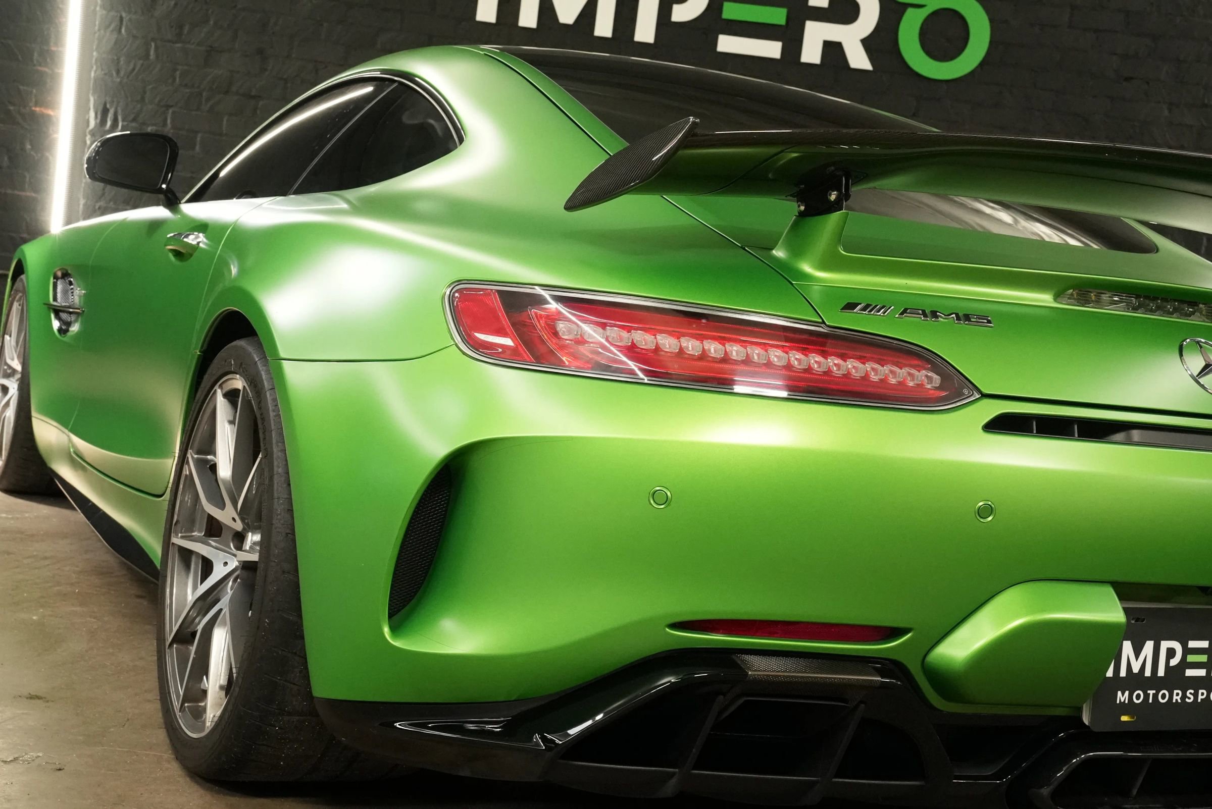 Used 2018 Mercedes-Benz AMG GT R image 22