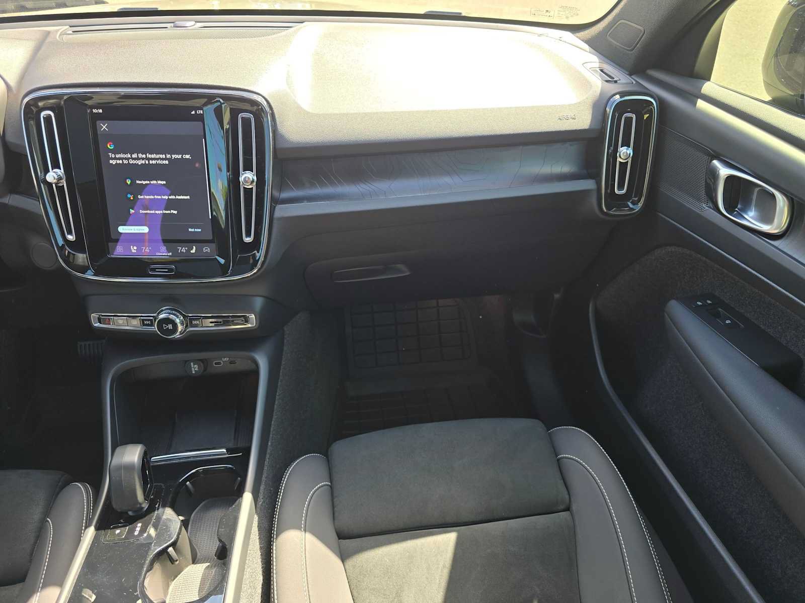 Certified 2023 Volvo C40 P8 Recharge Plus w/ Climate Package AWD/4WD image 19