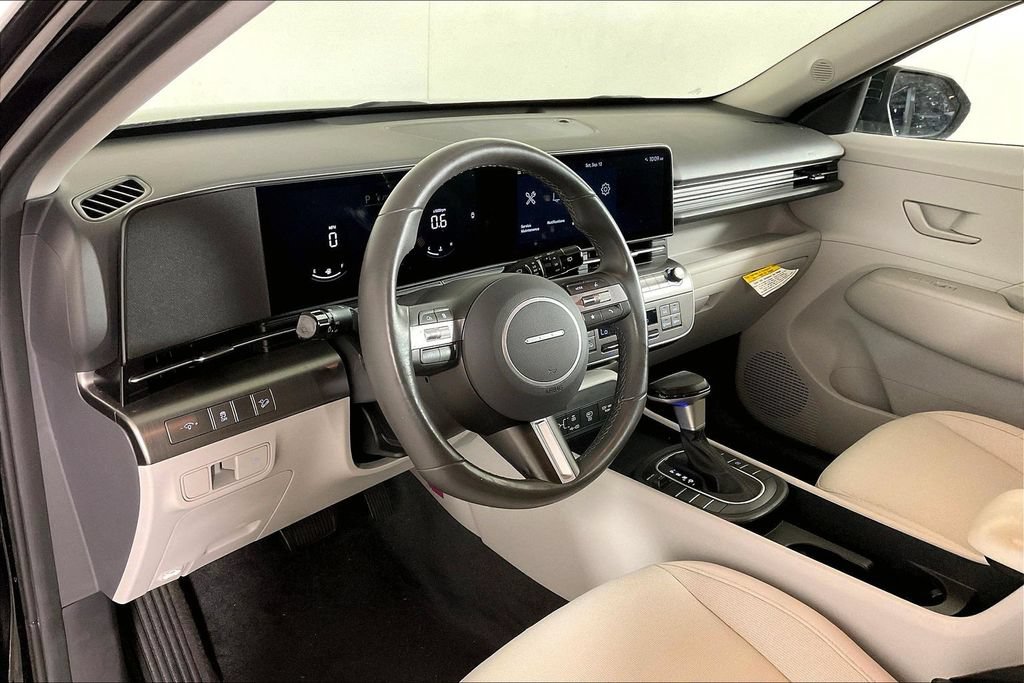 Used 2024 Hyundai Kona SEL FWD image 14