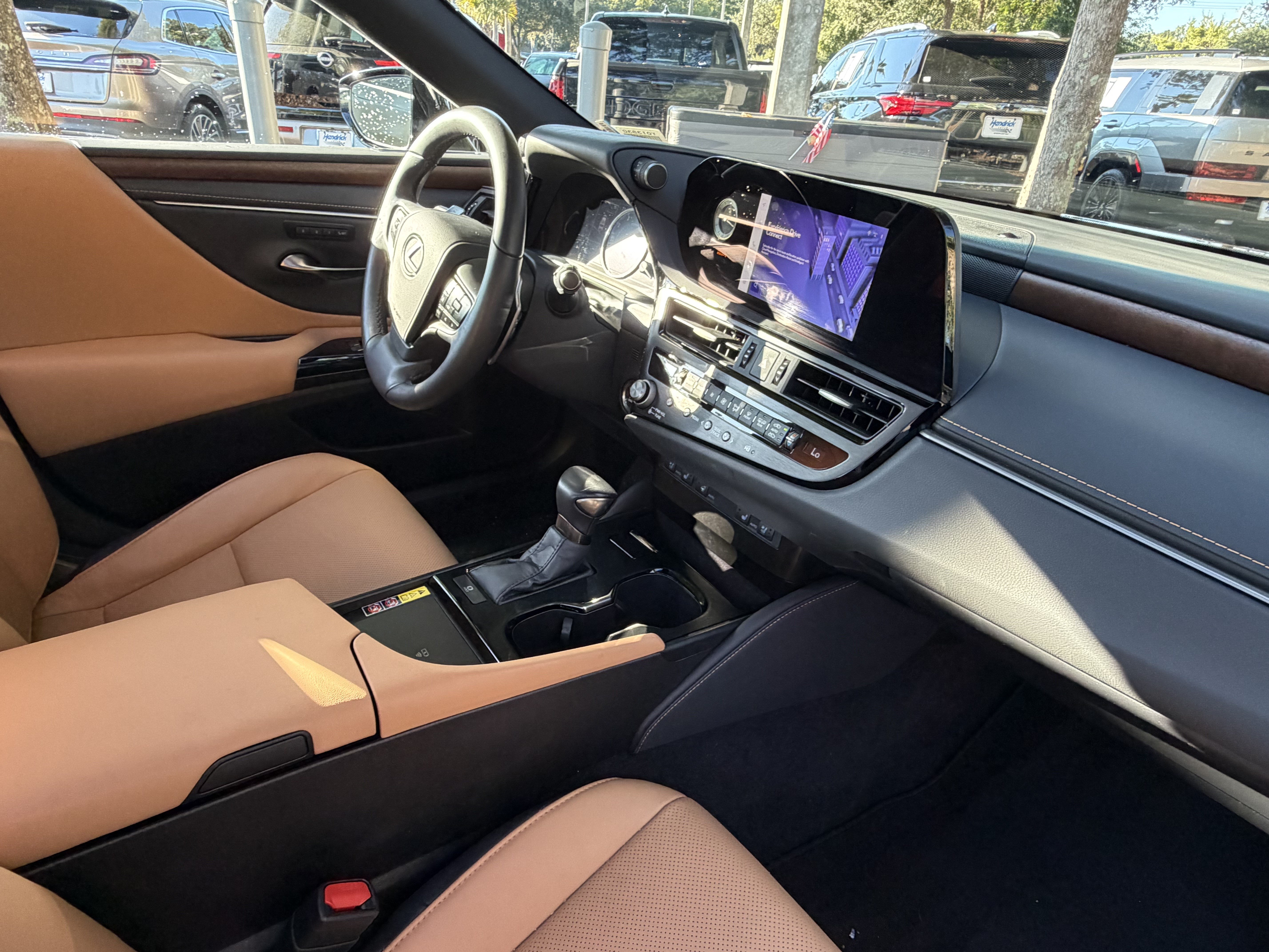 Certified 2025 Lexus ES 350 w/ Premium Package FWD image 43