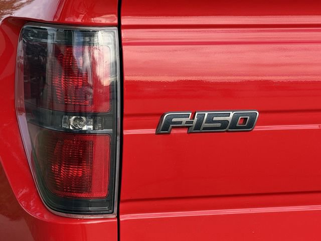 Used 2014 Ford F150 Raptor w/ Equipment Group 801A Luxury image 6