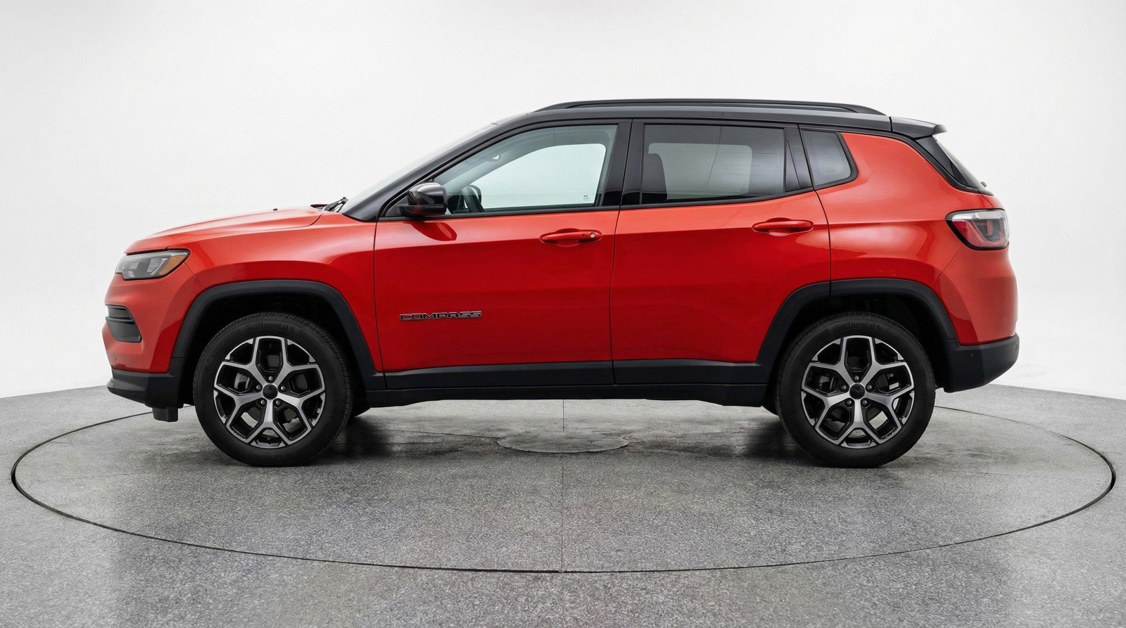 Used 2025 Jeep Compass Limited image 5