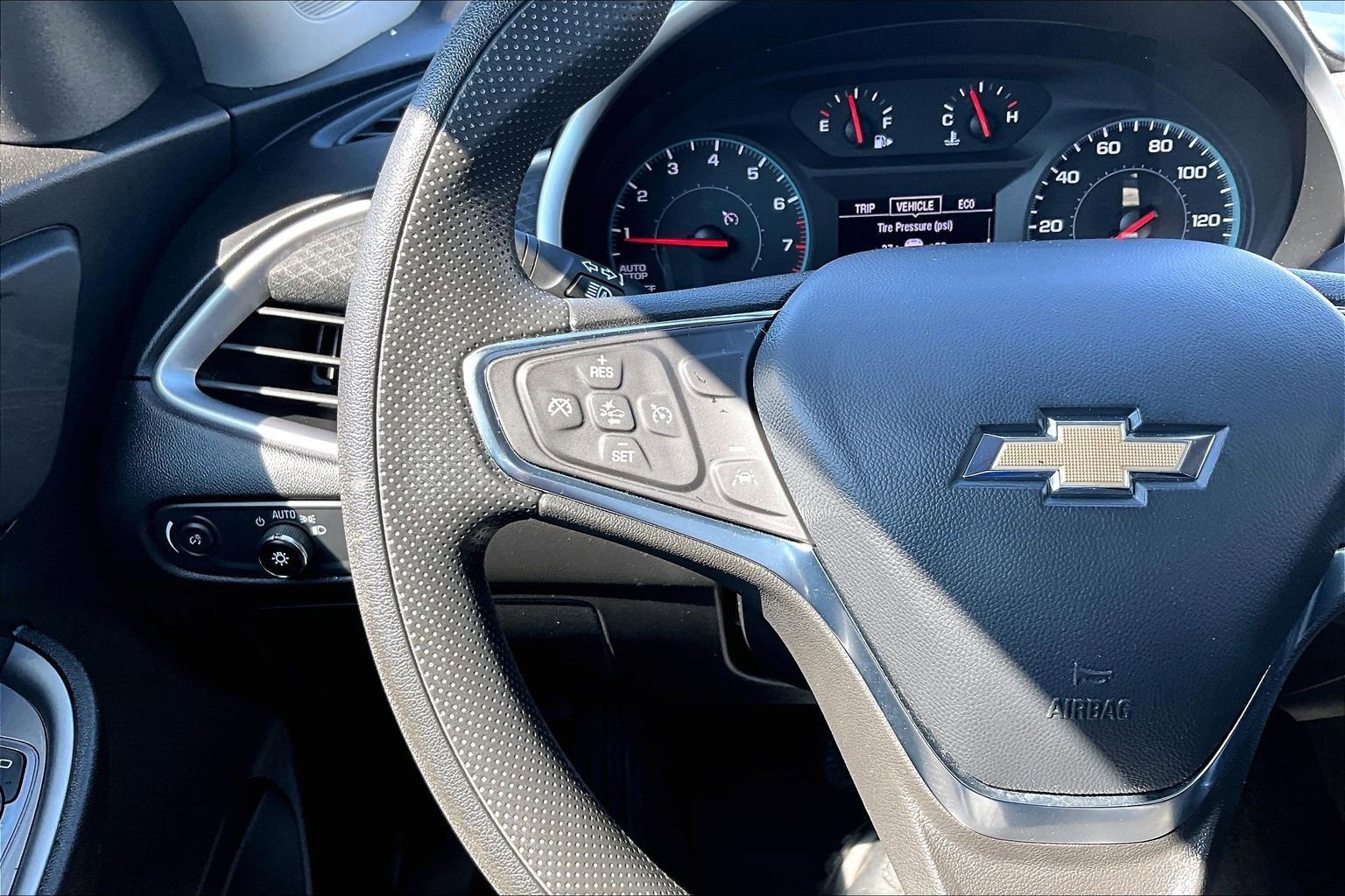 Used 2023 Chevrolet Malibu LT FWD image 11